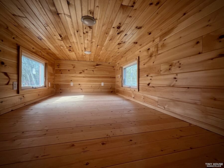 8×24 Craftsman Tiny House by ITH in Tennessee Community 003