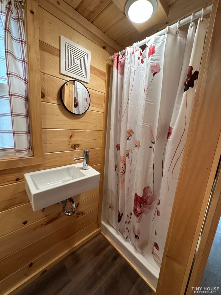 8×24 Craftsman Tiny House by ITH in Tennessee Community 005