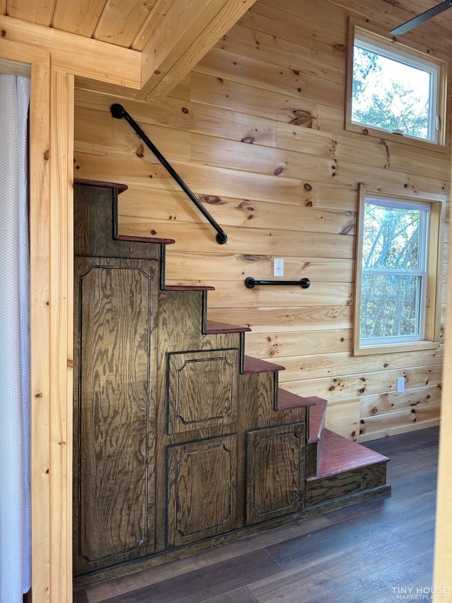 8×24 Craftsman Tiny House by ITH in Tennessee Community 006