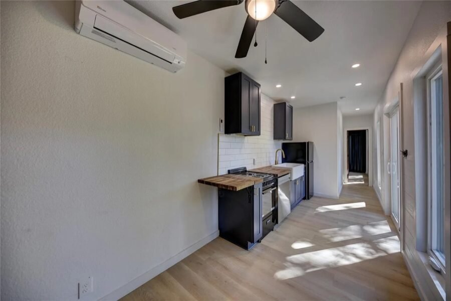 Duplex Shipping Container Home Brenham Texas 0016