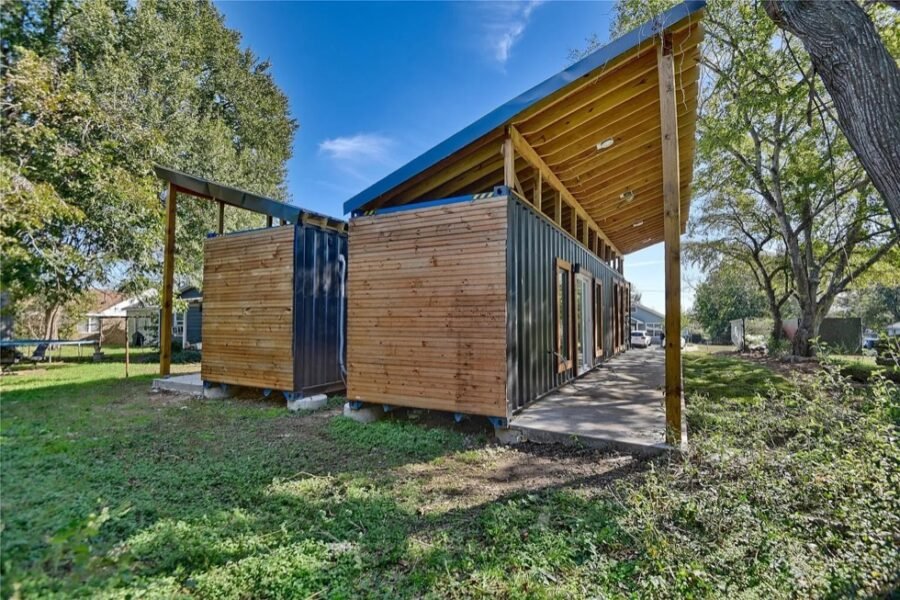 Duplex Shipping Container Home Brenham Texas 0027