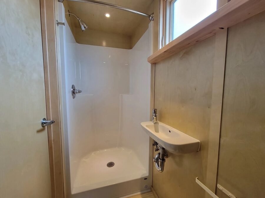 Escape eOne Clearance 007