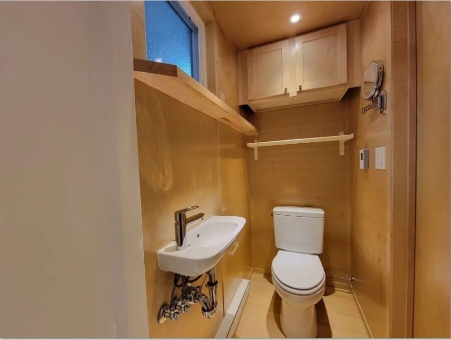 eVista Tiny House Tour 005