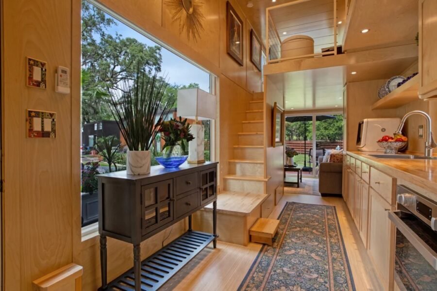 Gorgeous Tiny Home Escape Tampa Bay Community 004