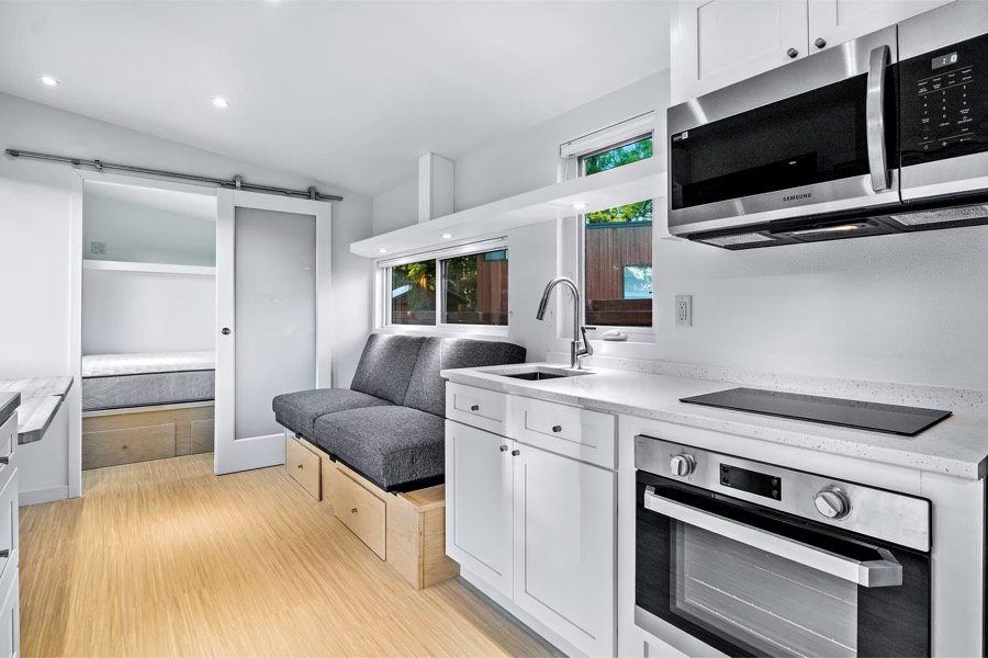 eboho-xls-wide-palm-court-the-village-lot-33-tampa-florida-005