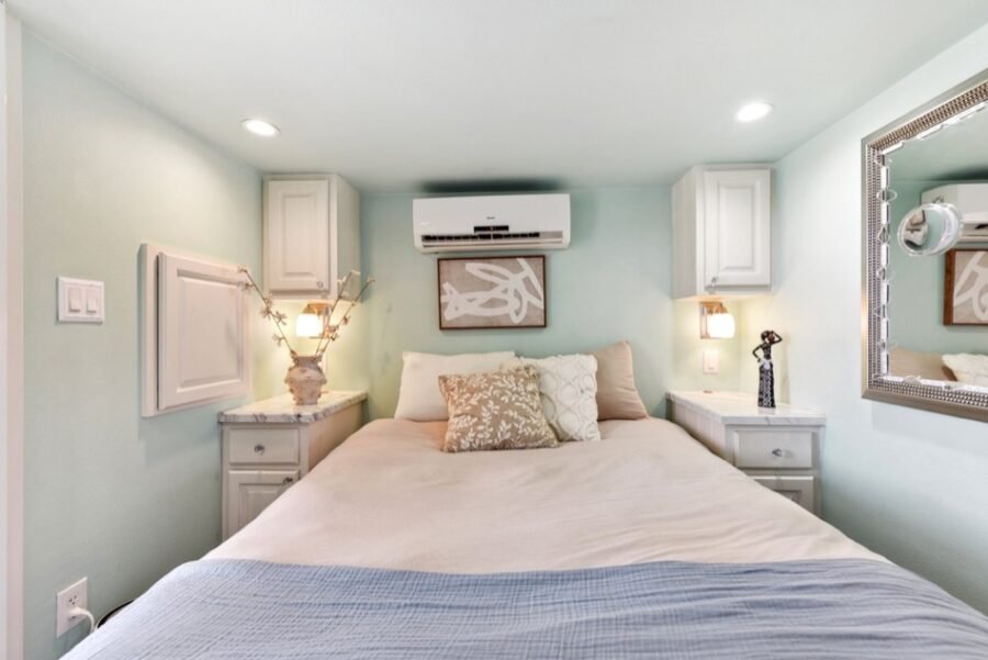 20-web-or-mls-S I-35 Frontage Rd-020