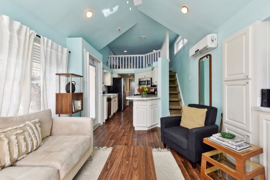 7-web-or-mls-S I-35 Frontage Rd-007