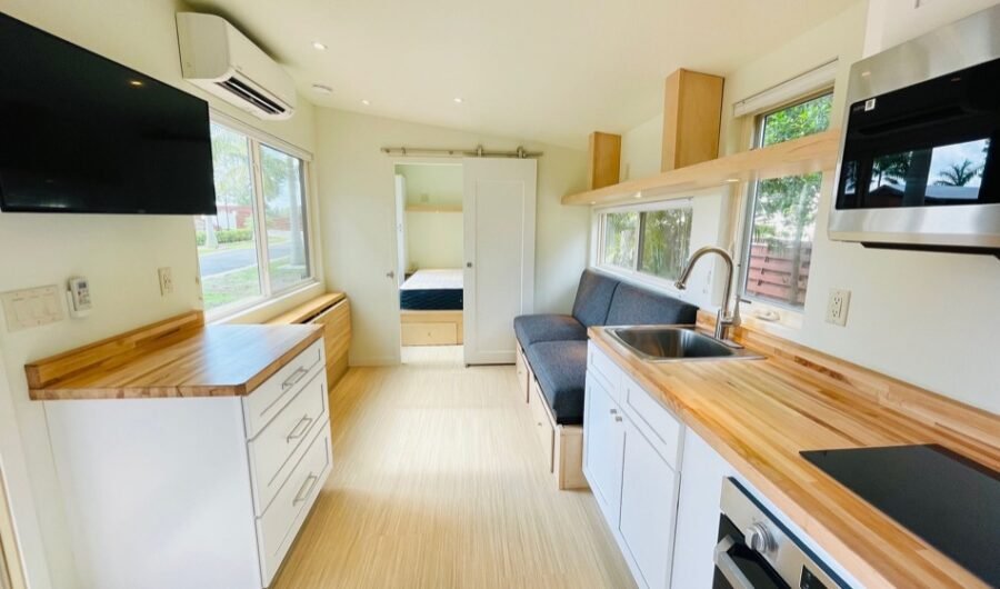 eBoho XL Tiny House Palm Court 004