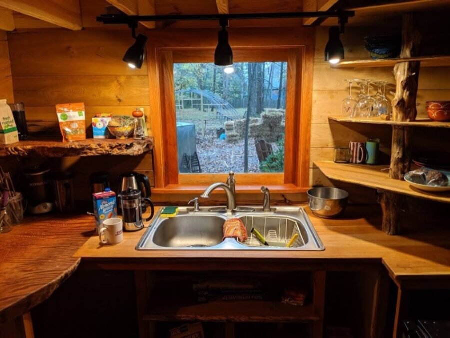 The Tiny House of Paul 003