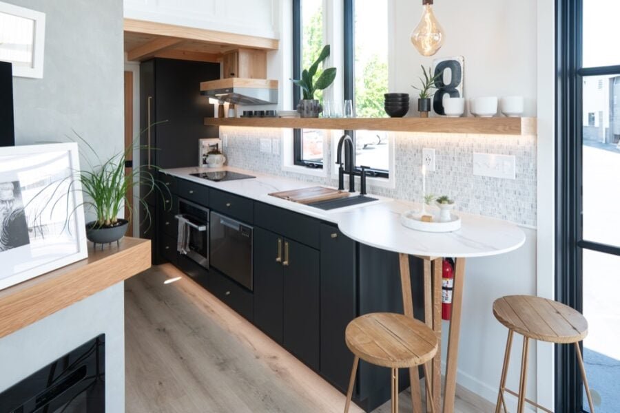 Terra Haven Tiny House 006 – Kitchen