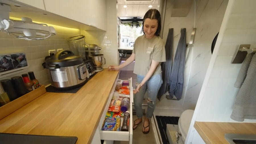 When Tech Nerds build a VAN MANSION _ Van Tour (3)