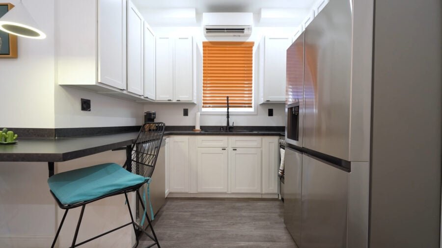 579-tour-this-foldable-house-only-500-down_-9-900x506-1 (579) Tour This Foldable House (Only $500 Down!_) (9)