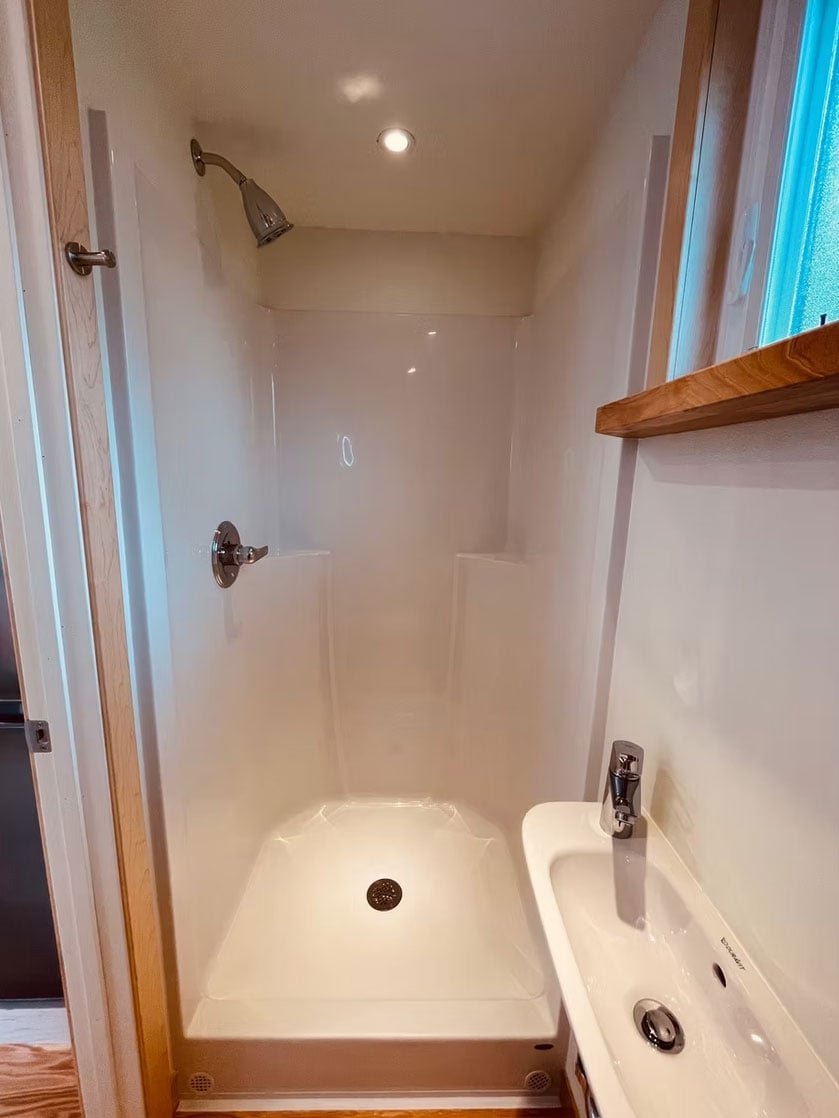 evista-xl-tiny-house-008 eVista-XL-Tiny-House-008