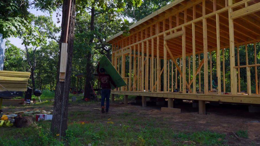 (908) 1 Man Built This TINY HOUSE In Just 30 Days! – Start To Finish (5)