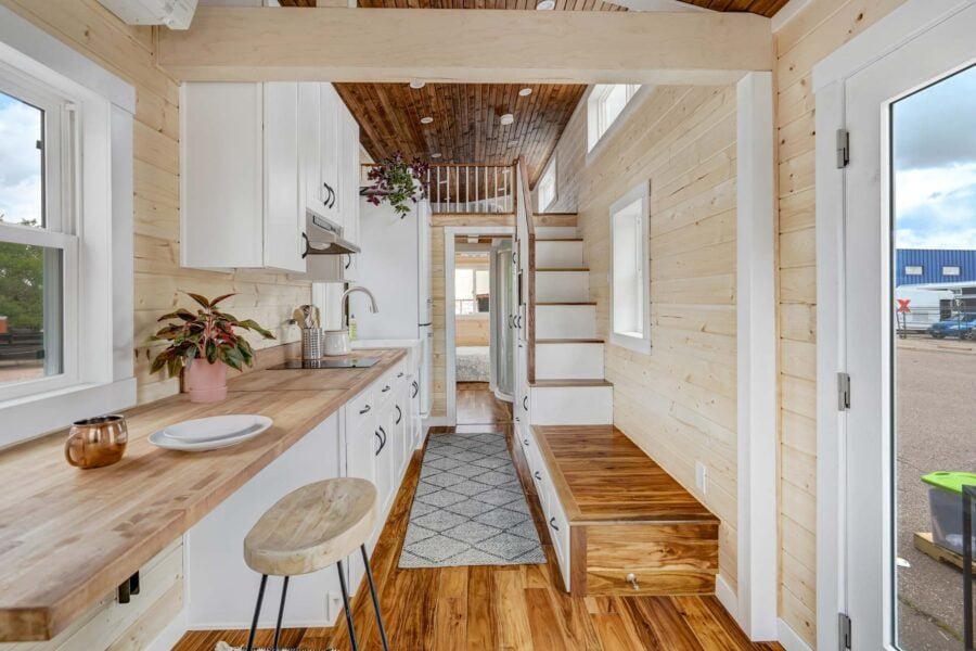 aspen-30-alta-galley-900x600-1 Aspen-30-Alta-Galley