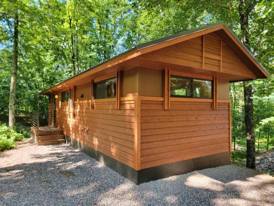 Classic King Tiny House on Lot 14 – Canoe Bay Village – Northern Wisconsin 002