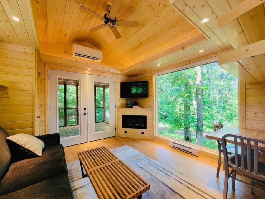 Classic King Tiny House on Lot 14 – Canoe Bay Village – Northern Wisconsin 004