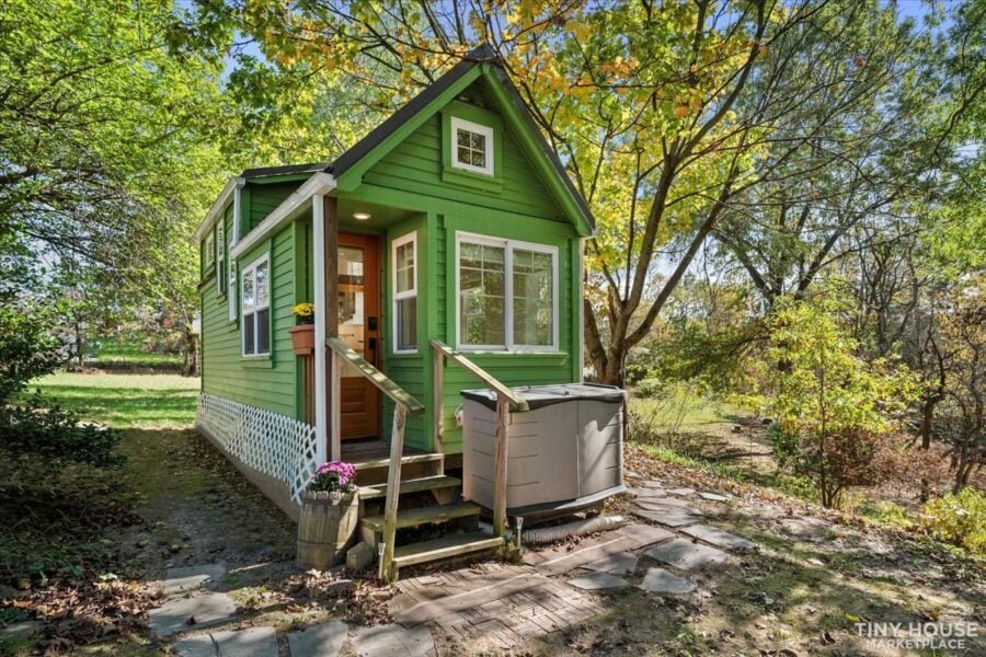 designed-built-by-architect-XLSLF8DM6K-01