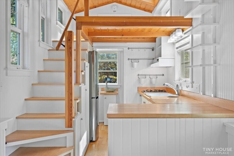 designed-built-by-architect-XLSLF8DM6K-14