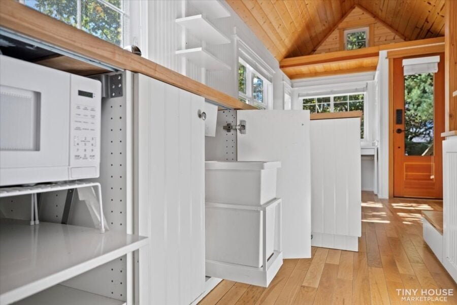 designed-built-by-architect-XLSLF8DM6K-26