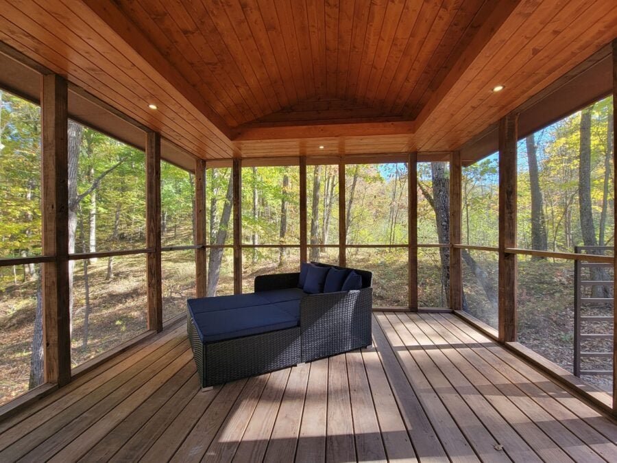 King XL Tiny House Lot 19 Canoe Bay Village 003