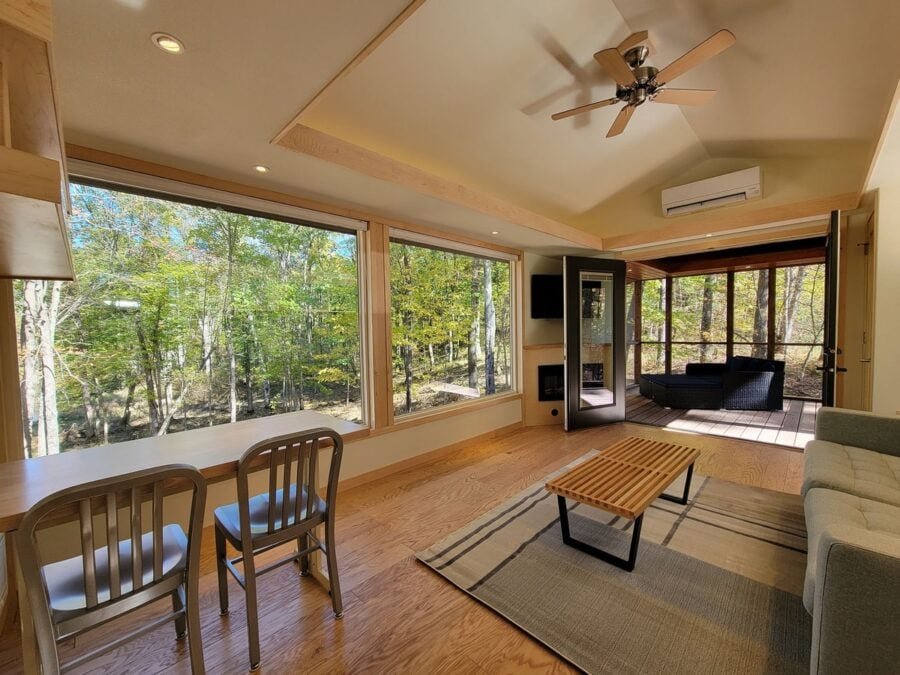 King XL Tiny House Lot 19 Canoe Bay Village 004