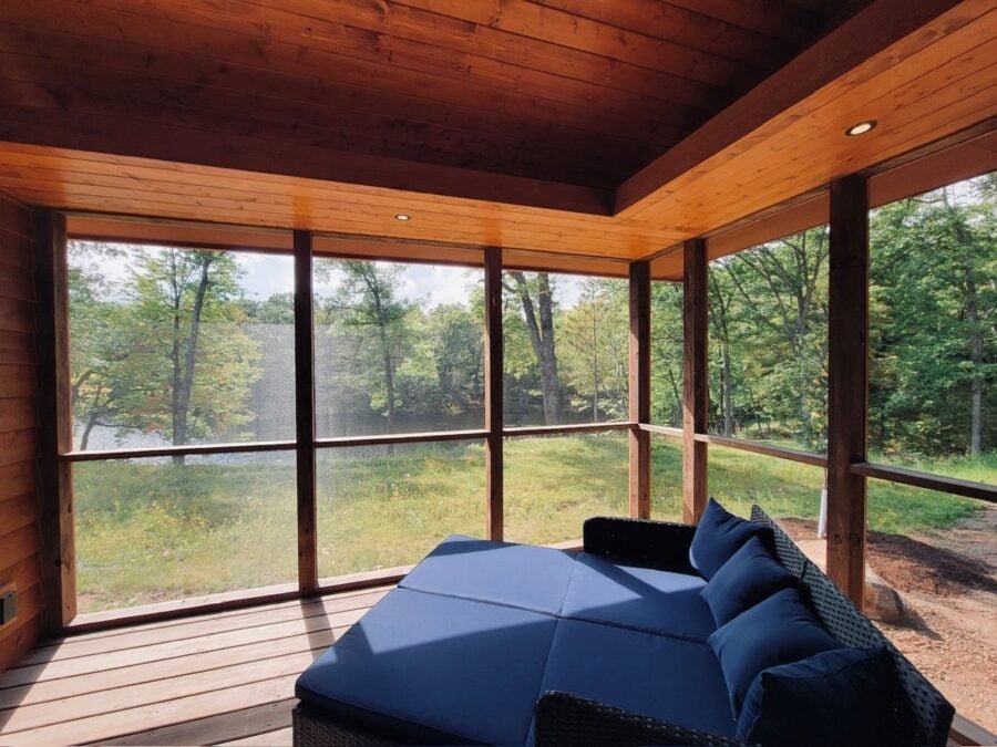 Unit 17 Canoe Bay Village Tiny House 002