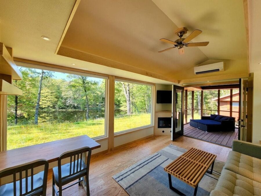 Unit 17 Canoe Bay Village Tiny House 004