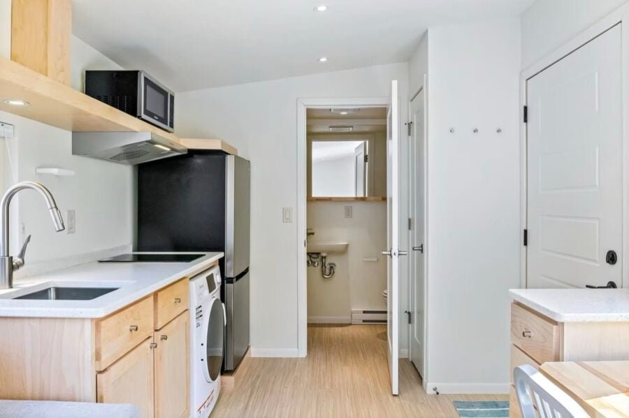 Escape Tampa Bay Duplex/Villas - Unit 31 Available For Rent