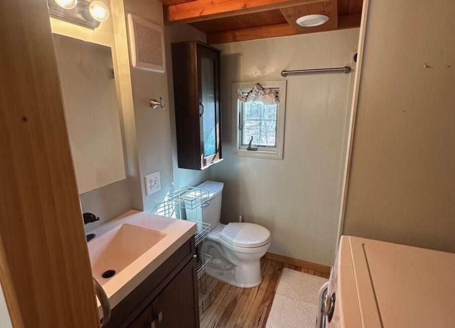 Move-In Ready Tiny Home on Lookout Mountain River Ridge Escapes 0011