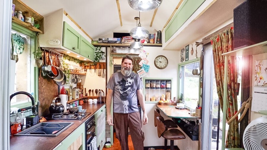 the-off-grid-ireland-dream-tiny-house-interior-2-exploring-alternatives-900x507-1 The Off Grid Ireland Dream - Tiny House Interior 2 - Exploring Alternatives